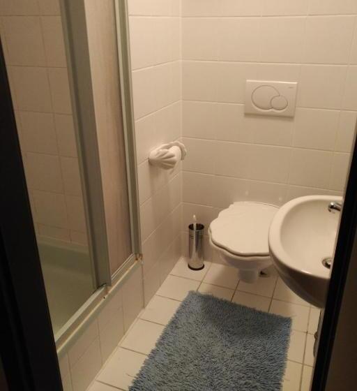 هتل Atelier Guesthouse