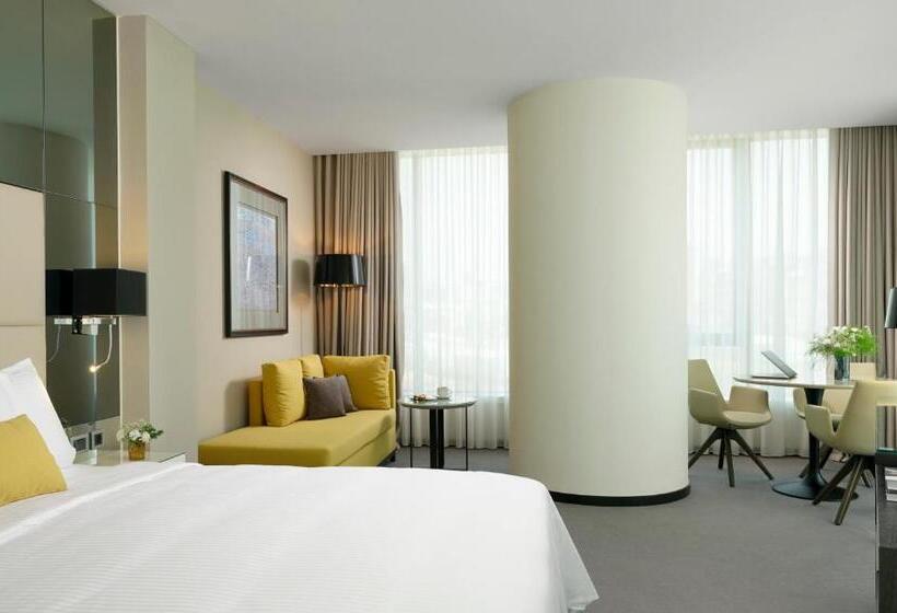 בית מלון כפרי Centro Westside By Rotana