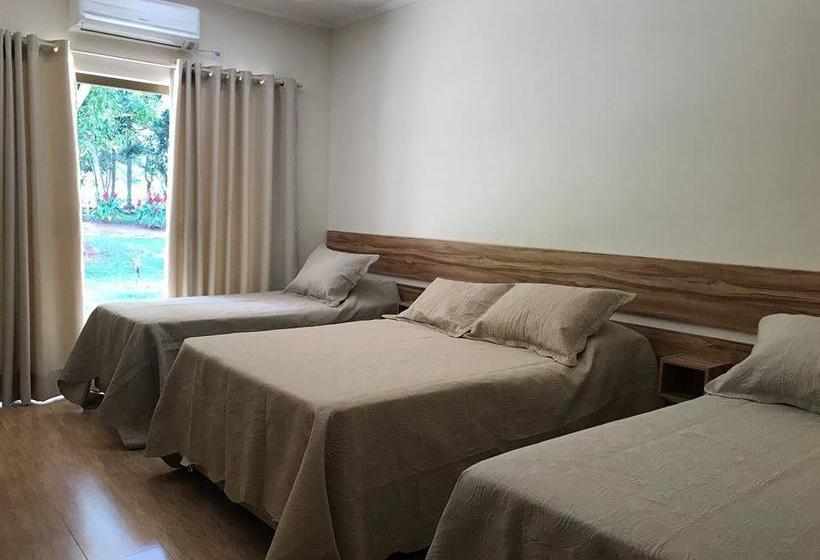 בית מלון כפרי Kaeru