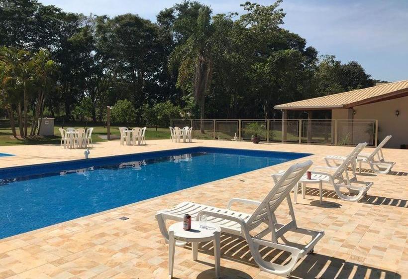 בית מלון כפרי Kaeru