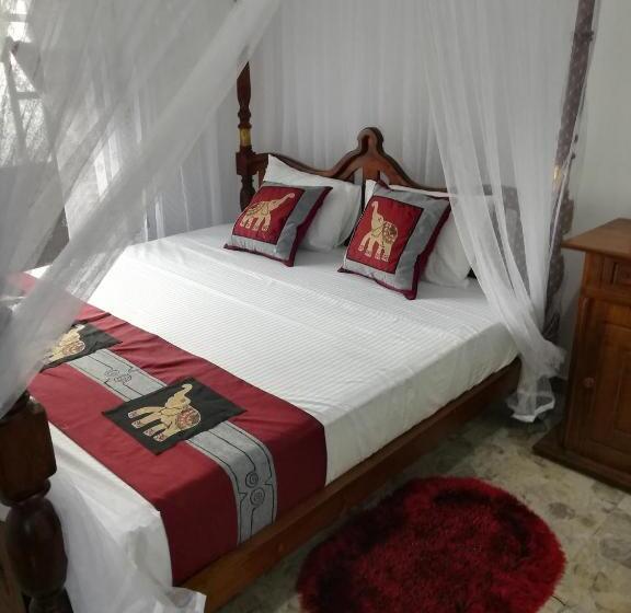 Hotel Sumimal Resort Polhena