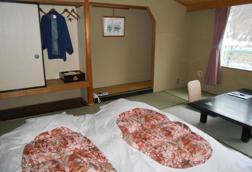 בית מלון כפרי Yunojin