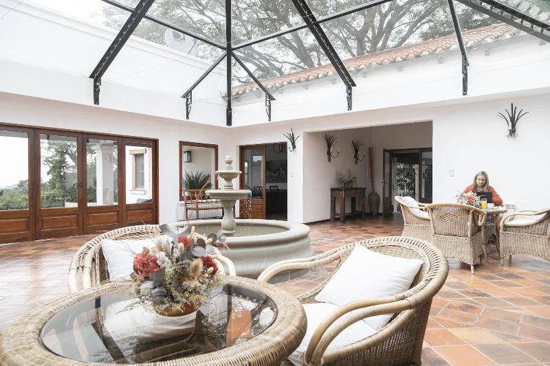 تختخواب و صبحانه Torrontes