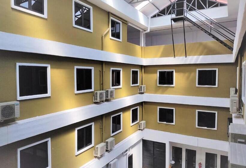 هتل Apple Suites