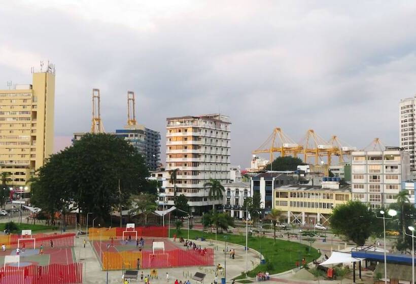 هتل Capilla Del Sol