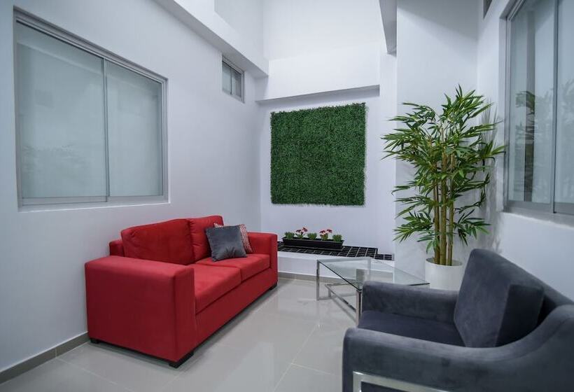 فندق Escala Urban