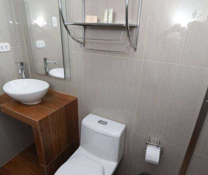 فندق Escala Urban