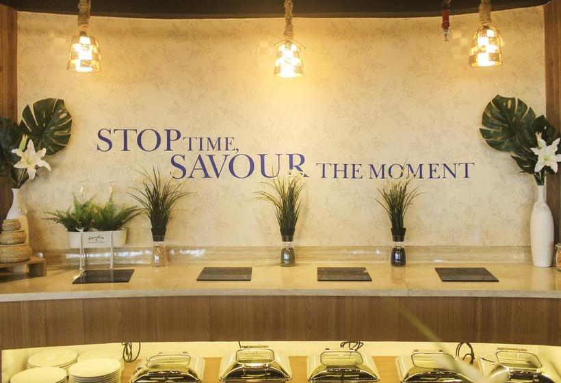 호텔 Kyriad Metro Kebayoran