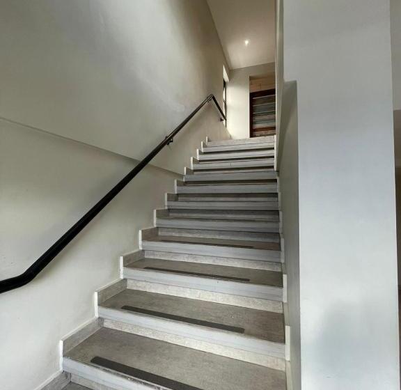 فندق Manso De Velasco