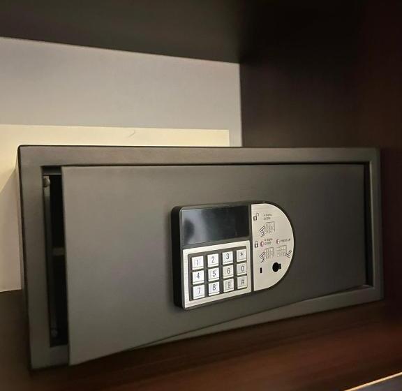 فندق Manso De Velasco