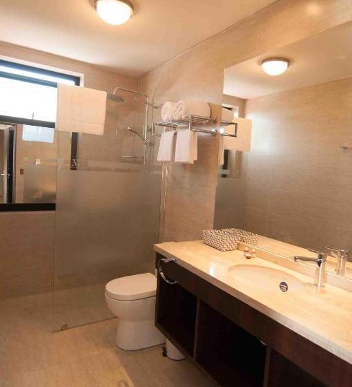 فندق Manso De Velasco