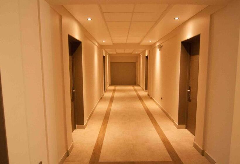 فندق Manso De Velasco