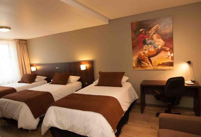 فندق Manso De Velasco