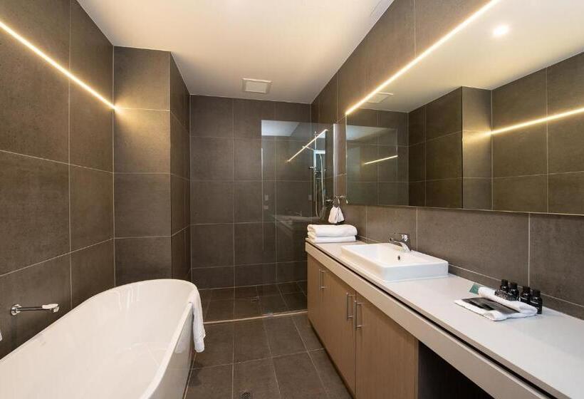 בית מלון כפרי Rydges Pit Lane