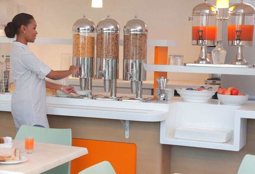 בית מלון כפרי Sun1 Port Elizabeth