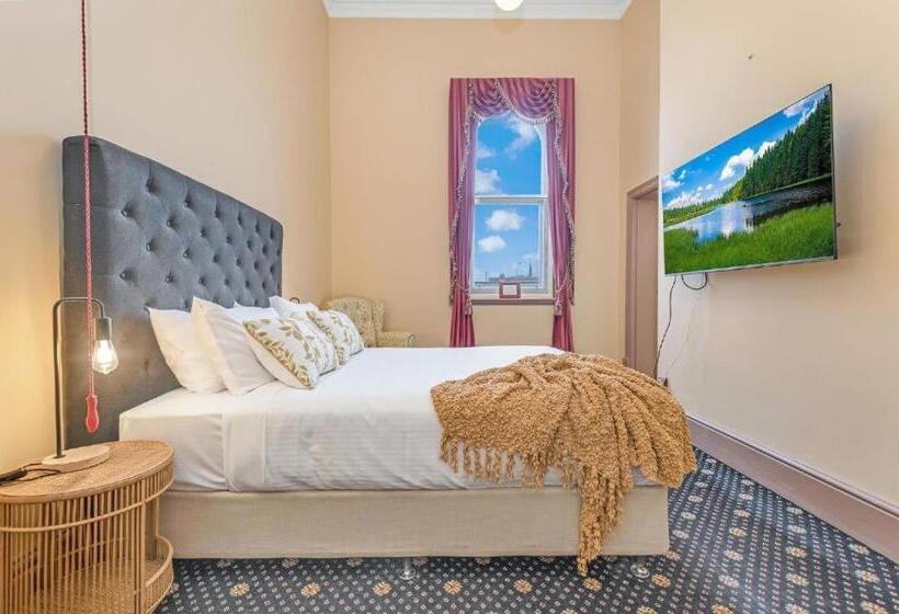 住宿加早餐  Clocktower Suites