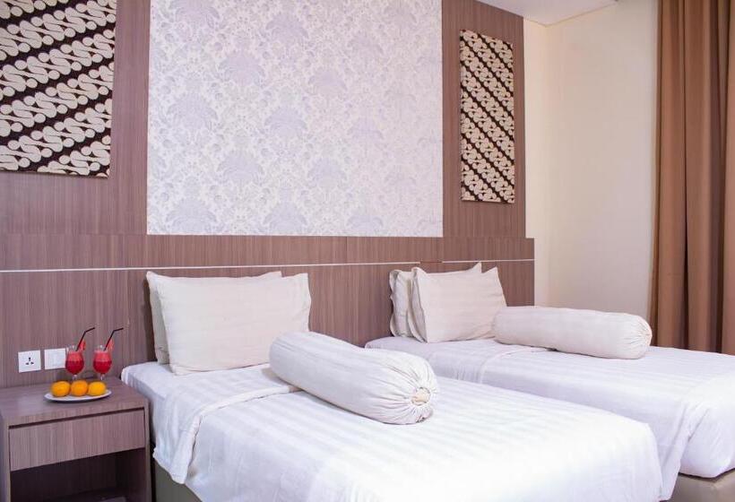 هتل Nevada Ketapang