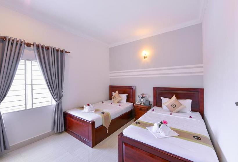 فندق Sky Palace Boutique