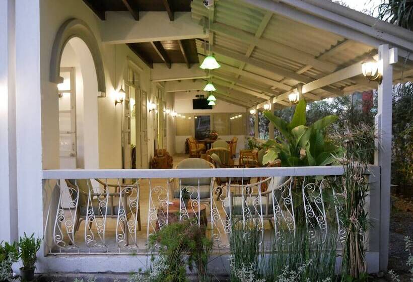 Silsopa Hostel