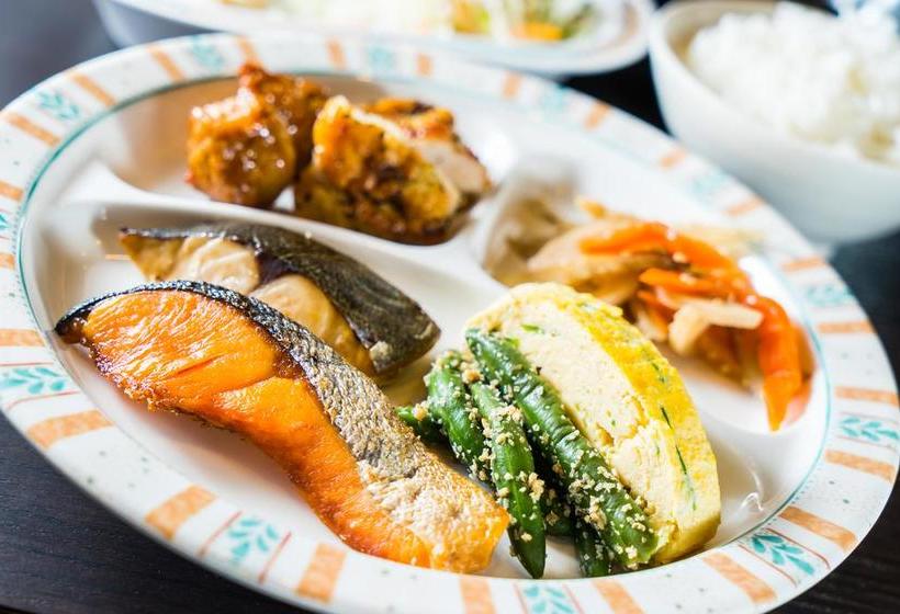 Отель Super  Minami Hikone Ekimae