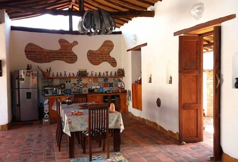 تختخواب و صبحانه Casa Canela