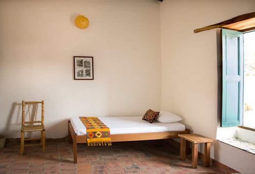 تختخواب و صبحانه Casa Canela