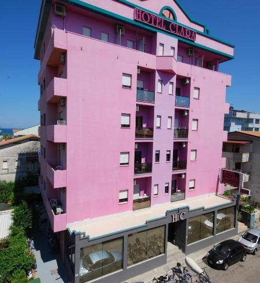 فندق Clara