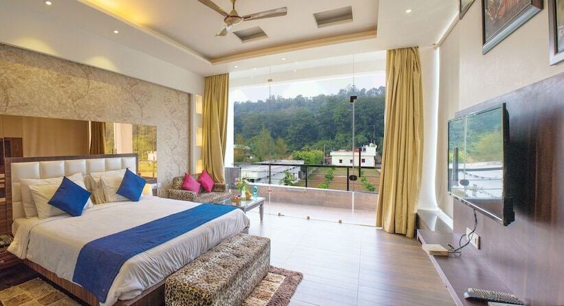 فندق Winsome Resort & Spa