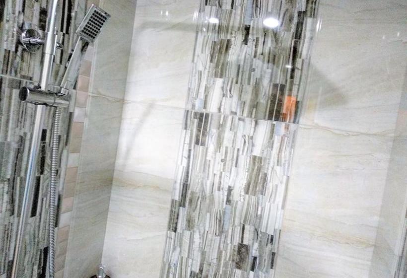 هتل Sevensix  Balikpapan