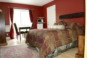 The Forest House B&b