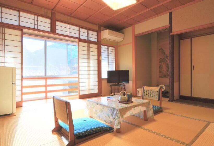 Ougiya Ryokan