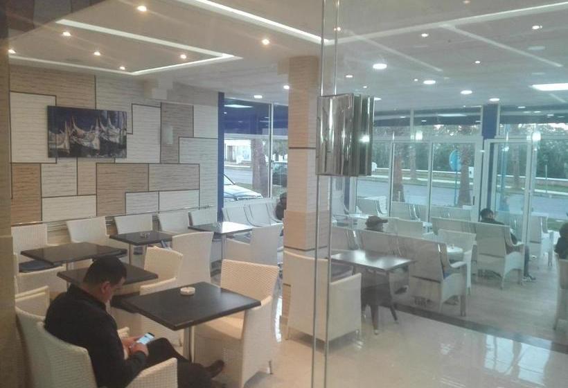 مبيت وإفطار Thalassa