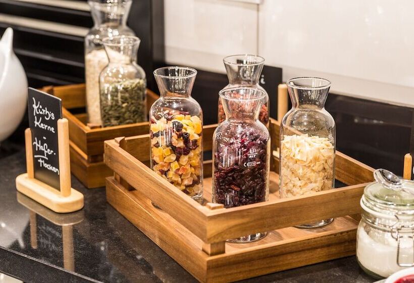 Отель Holiday Inn   The Niu, Saddle Fürth, An Ihg