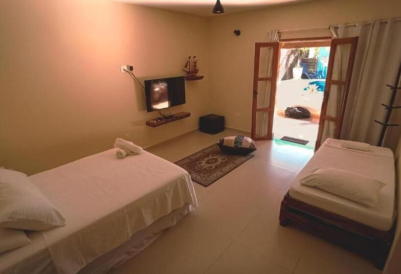 הוסטל Abrolhos Dive Inn