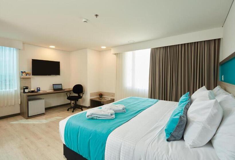 تختخواب و صبحانه Nivari Duitama