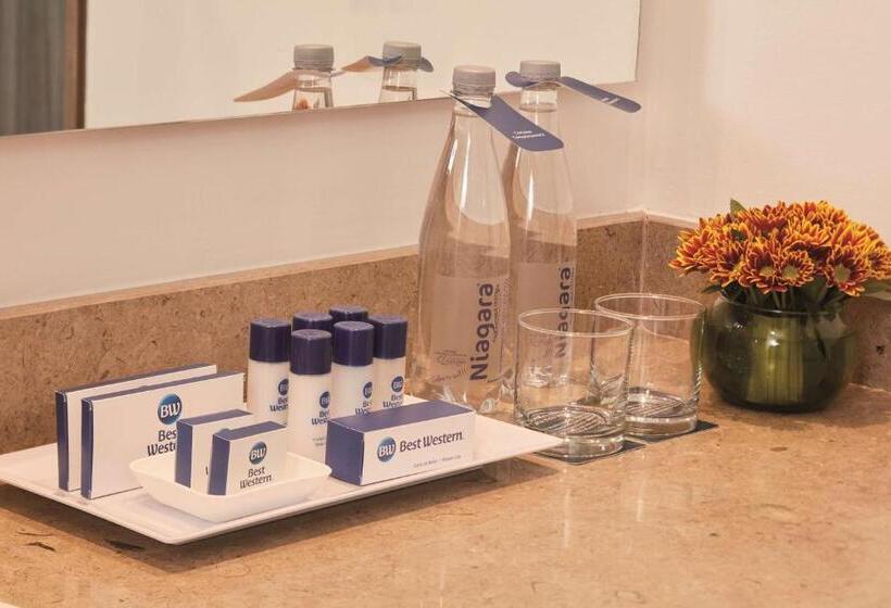 تختخواب و صبحانه Nivari Duitama