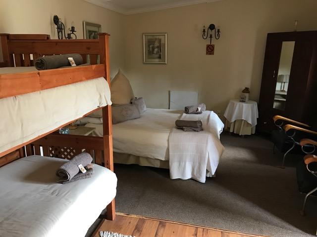 تختخواب و صبحانه Karoo Ouberg Guest Lodge