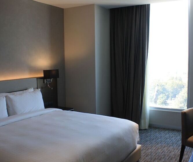 هتل Four Points By Sheraton Puebla