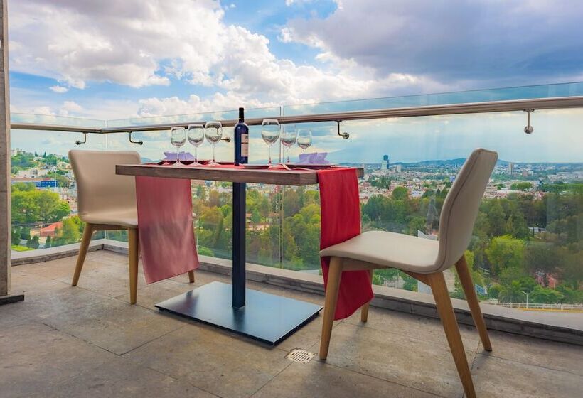 هتل Four Points By Sheraton Puebla
