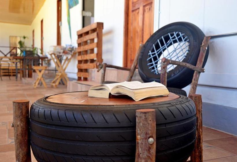 Arenal Container Hostel