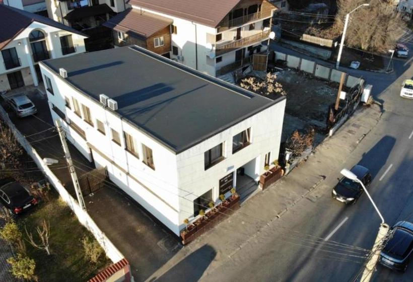 تختخواب و صبحانه Academia De Arhitectura