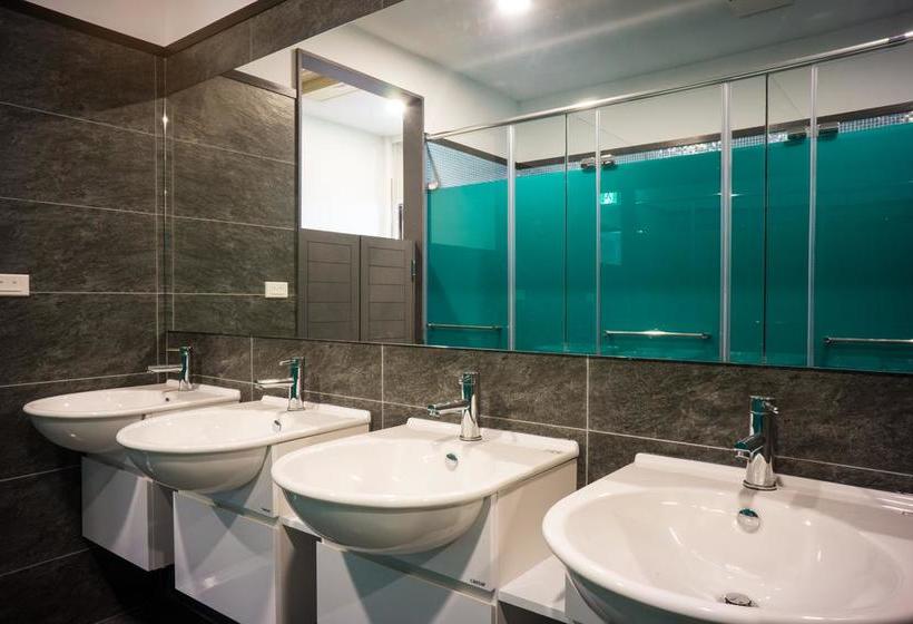 هتل Check Inn Express New Taipei Tamsui