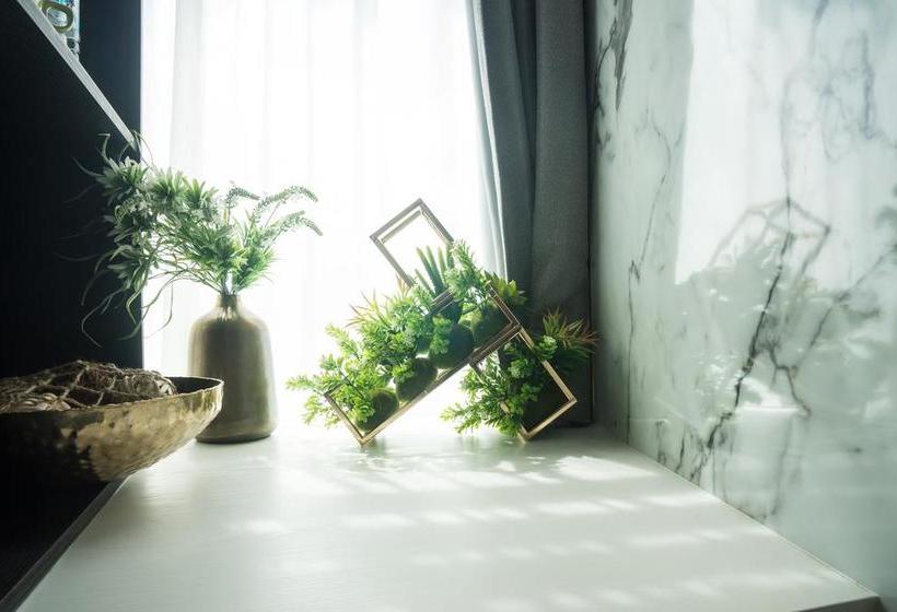 هتل Check Inn Express New Taipei Tamsui