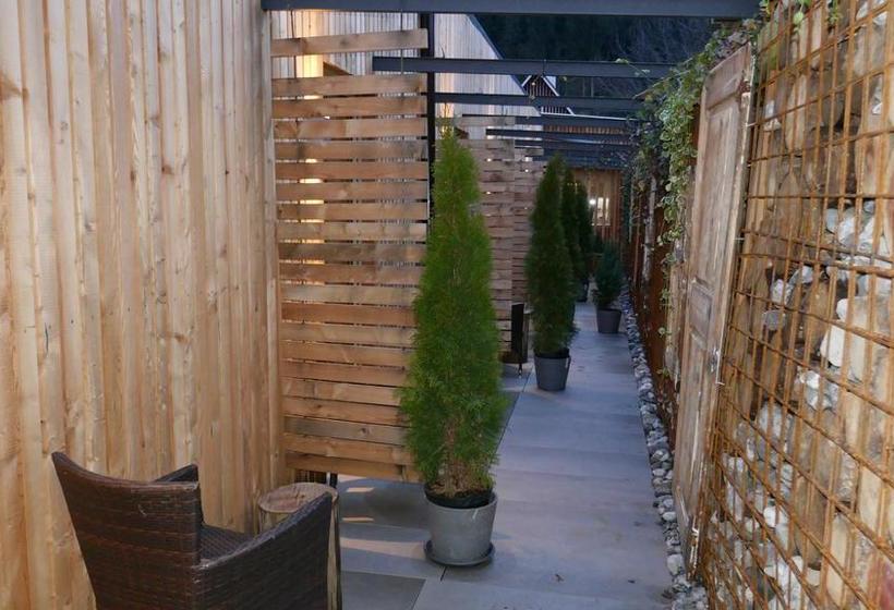 בית מלון כפרי S'matt Bob