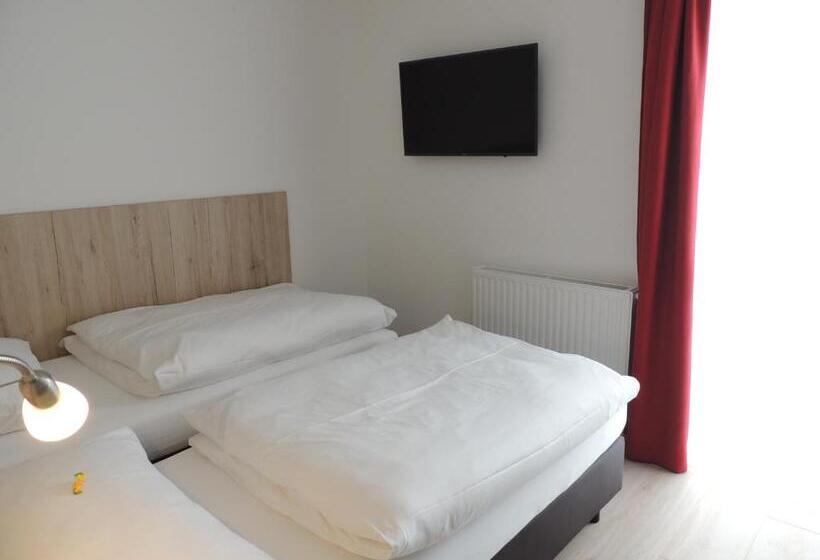 ベッドアンドブレックファースト Avia Motel Bisamberg