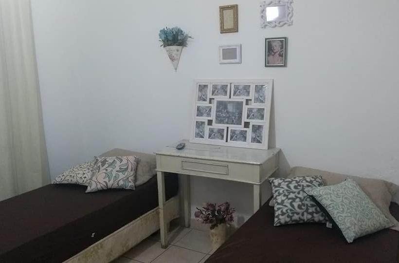 Flor De Lis Hostel
