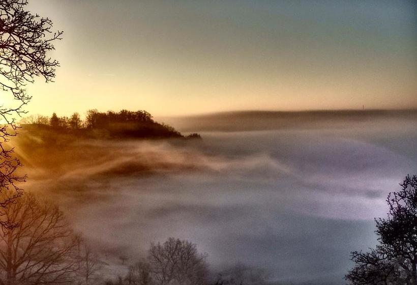 ホテル Seminar & Gästehaus Burghof Stauf