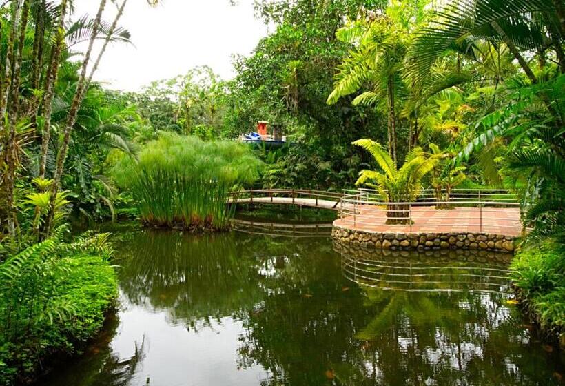 Arahuana Jungle Resort & Spa