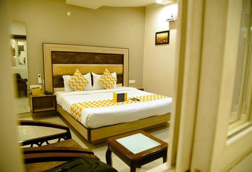 Fabhotel Purple Regency Zirakpur
