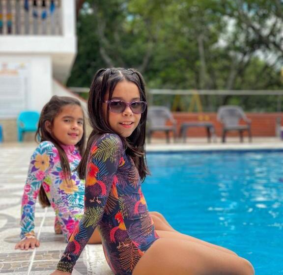 هتل Campestre La Trinidad